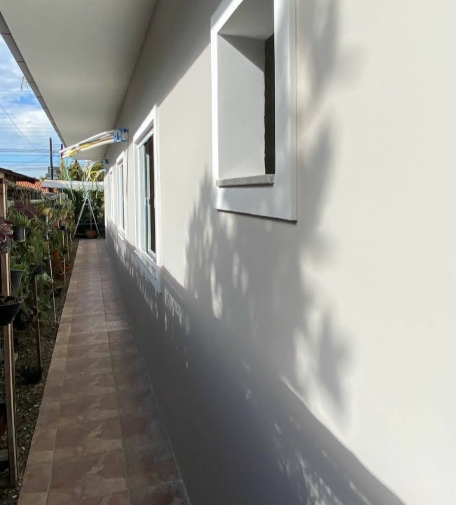 Depois da pintura externa: acabamento refinado e pintura uniforme